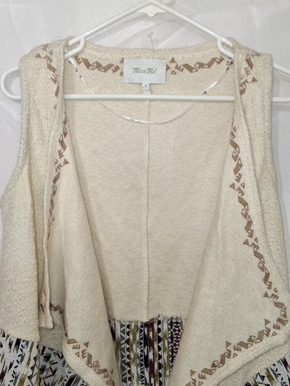 Miss Me Tribal Aztec Fringe Vest Boho Festival Western Knit Open Front Size M - Picture 5 of 14